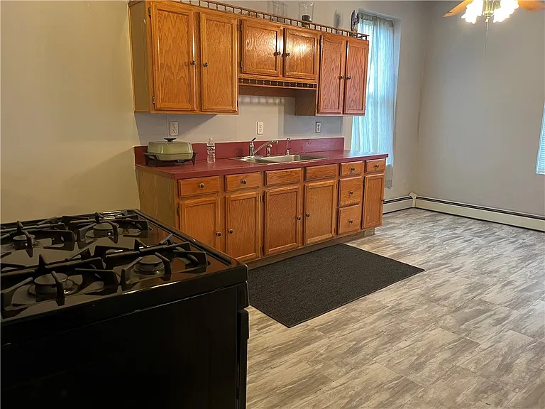 1019 Chislett St #2 — Photo 8