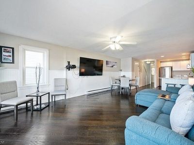 91 McGregor Ave, Mount Arlington, NJ, 07856