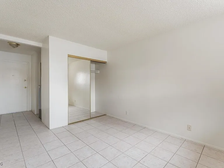 5440 Swenson St #18 — Photo 9