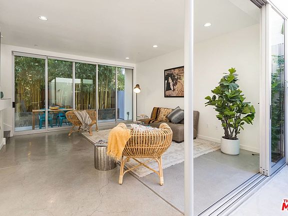5th image of 4274 Perlita Ave