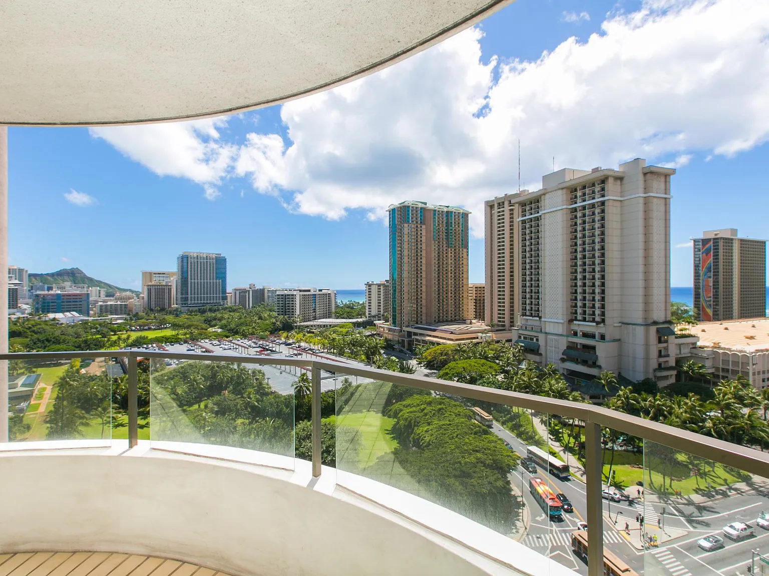 2 bed, 1550 sqft, $6,500 — Photo 2
