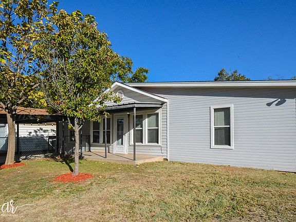 4th image of 3142 Russell Ave