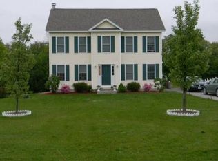 56 Holly Hill Farm Rd, Weare, NH 03281