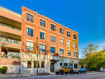 2525 N Sheffield Ave APT 2E, Chicago, IL, 60614