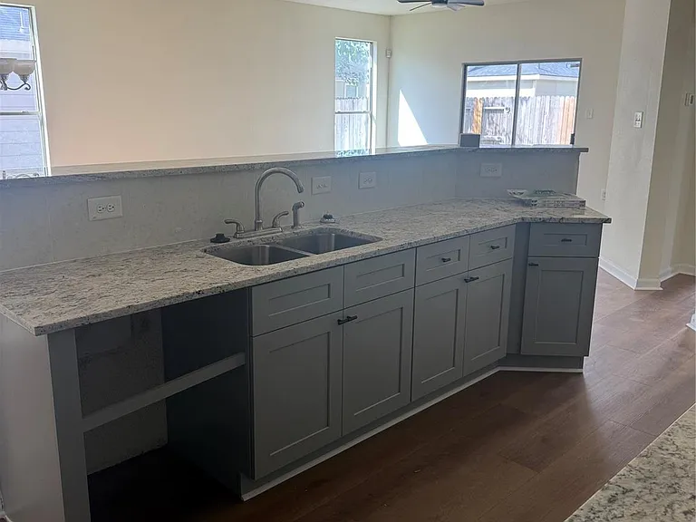 16531 Cheshire Grove Ln — Photo 5