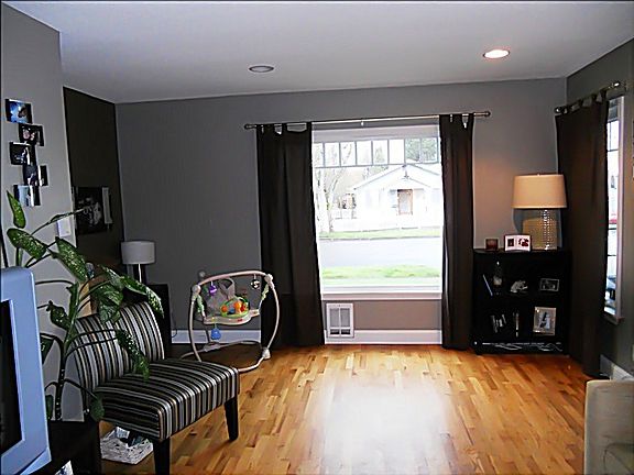 2nd image of 4819 S Sheridan Ave
