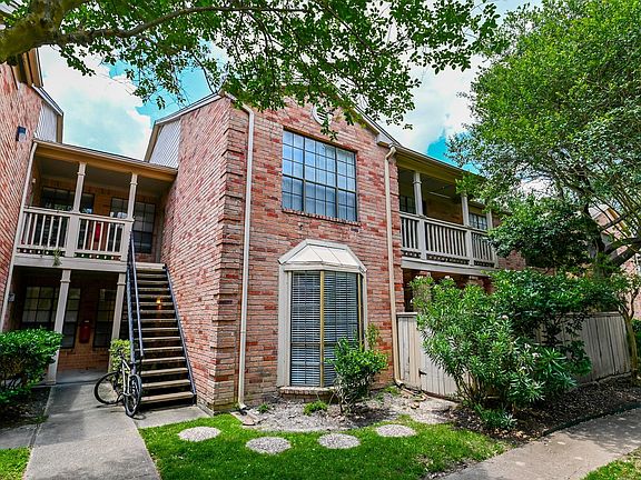 3rd image of 2255 Braeswood Park Dr APT 267