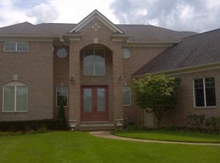 10748 Lighthouse Point, South Lyon, MI 48178