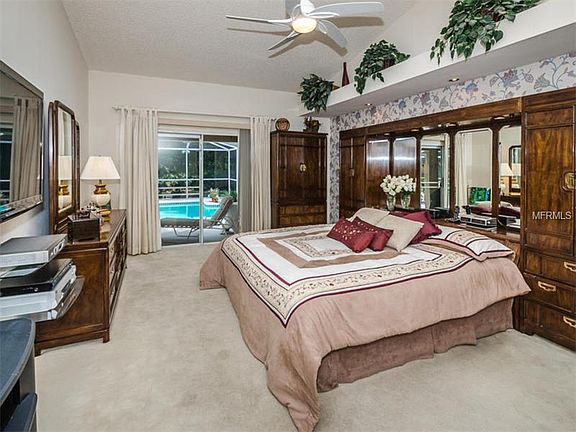 4th image of 1575 E Lake Woodlands Pkwy