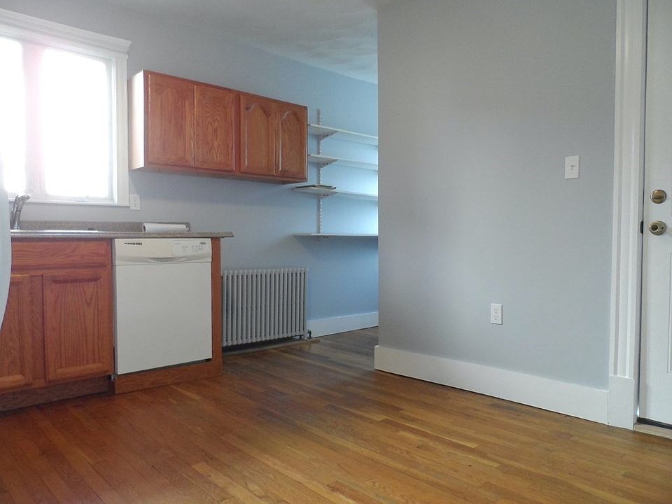 2nd image of 83 Grant St #1