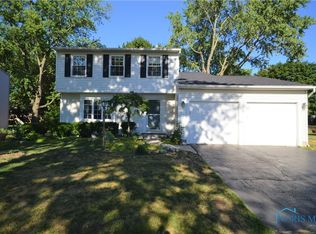 3856 Farmbrook Dr, Sylvania, OH