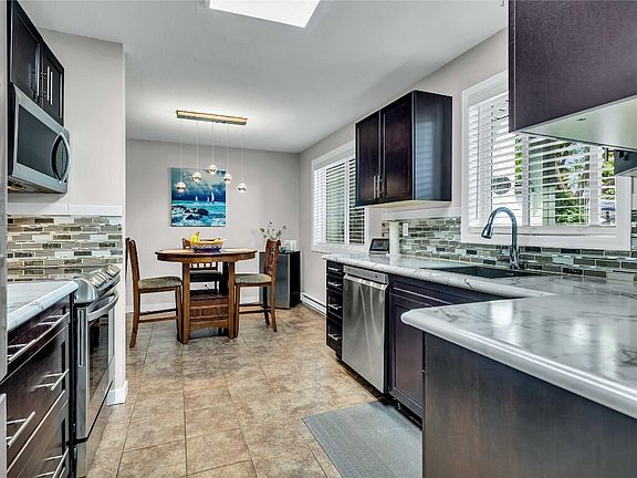 2nd image of 1480 Terai Rd Unit 104