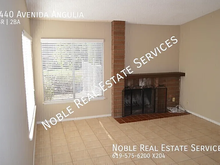 8440 Avenida Angulia — Photo 3