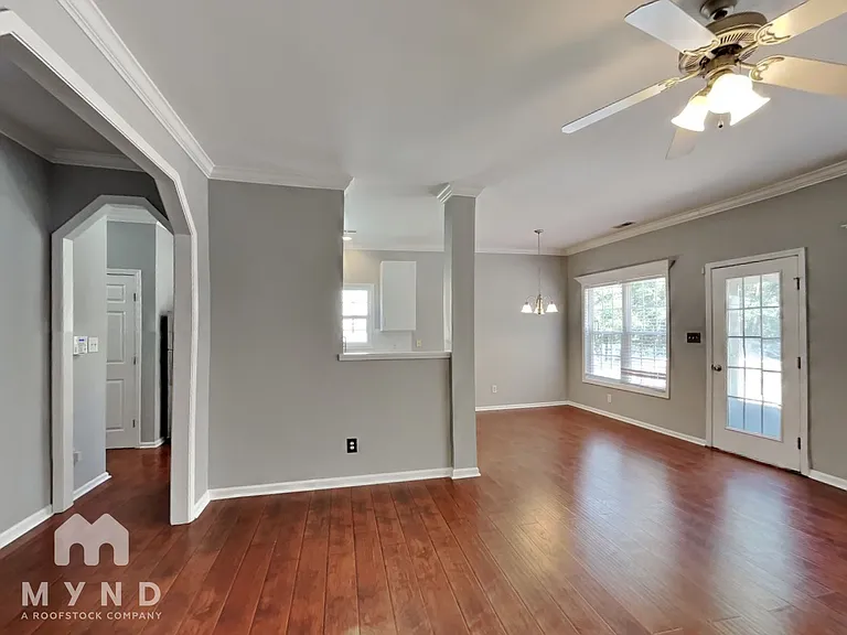 5821 Wynmore Rd — Photo 6