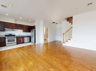 1209 Summit Ave #423, Jersey City, NJ 07307