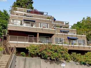 2332 SW Cactus Dr, Portland, OR 97205