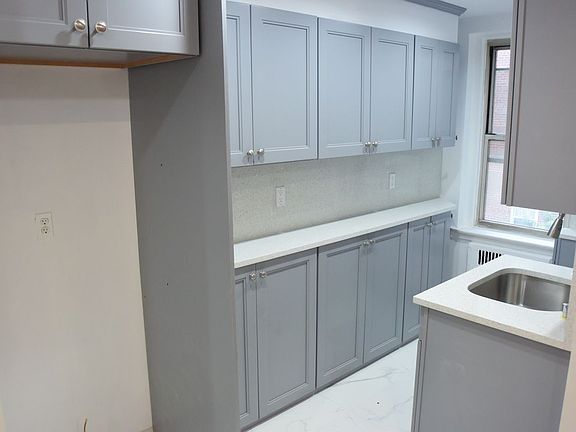 4th image of 6389-1B Saunders St