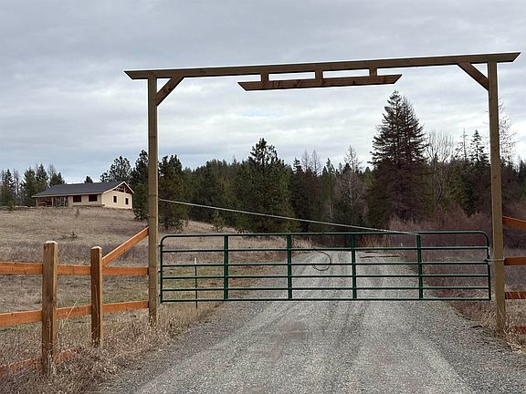 2nd image of 4435 Whittier Rd Lot 1