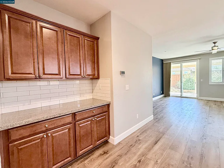373 Anchorage Dr — Photo 14