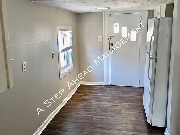 5th image of 1516 Comer Ave