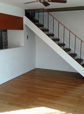 2nd image of 820 Jamaica Ave APT 4