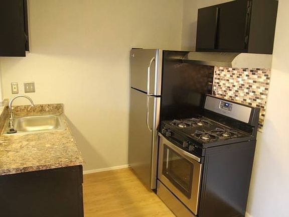 5th image of 7461 Williams Ave