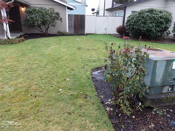 2nd image of 15424 Garden St #A