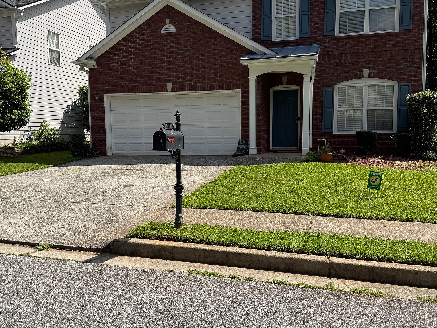 1613 Atkinson Park Cir — Photo 1