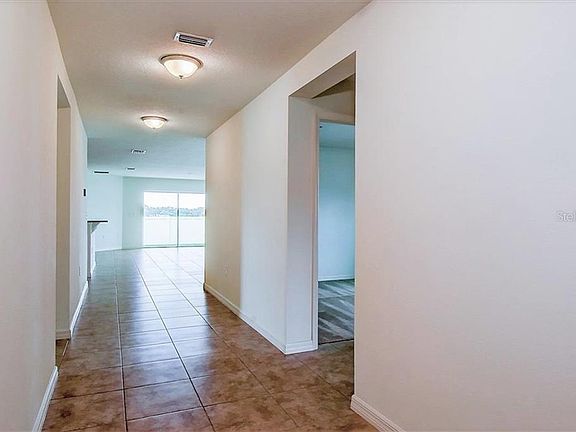 3rd image of 10549 Laguna Plains Dr