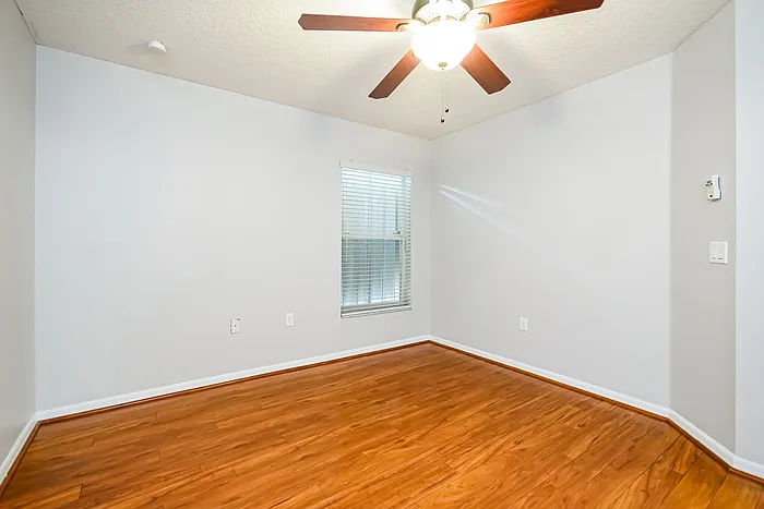 1012 Heron Ct — Photo 18