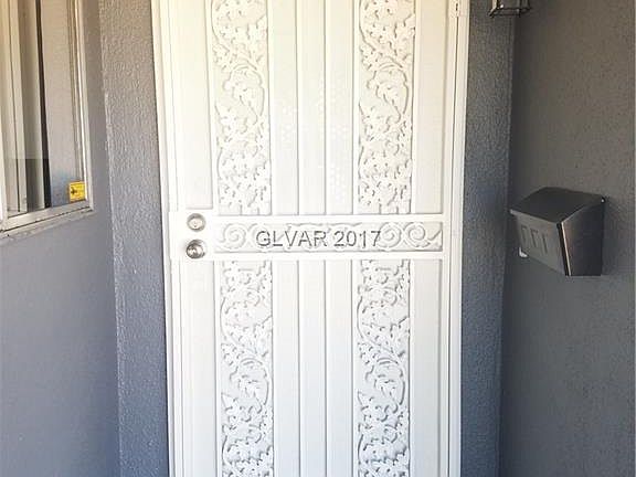 4th image of 805 Starks Dr