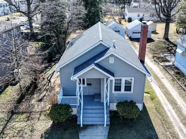 19 Beach Ave, Pennsville, NJ 08070