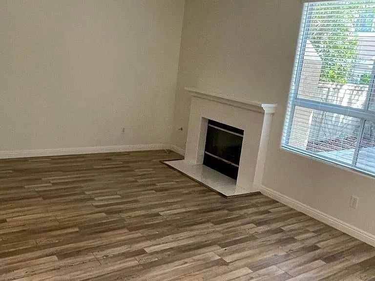 4922 Santo Dr — Photo 7