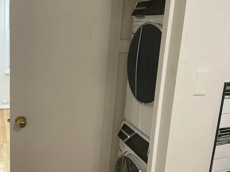 224 Cumberland St #1 — Photo 6