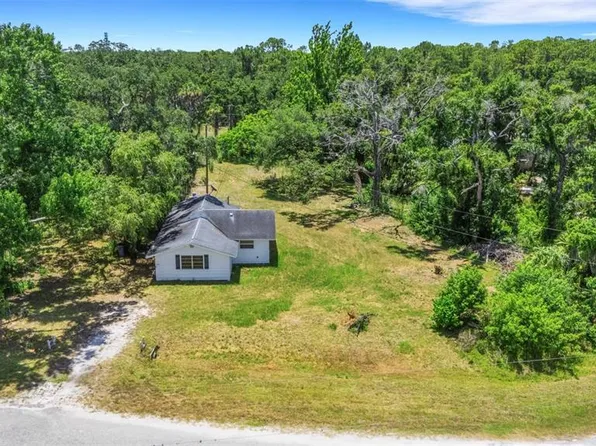 8010 Brower Dr, Bradenton, FL 34211