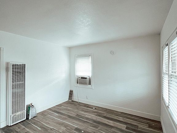 3rd image of 2401 24th St APT C