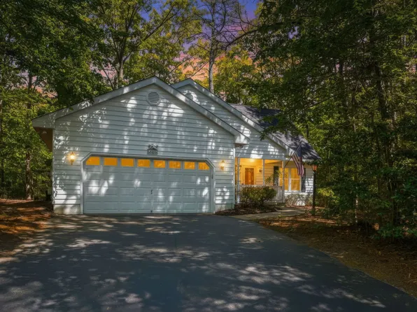 23015 Wedgewood Ln, California, MD 20619