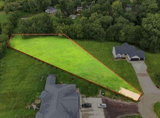 374 Arrowhead Ln, Lisbon, IA 52253