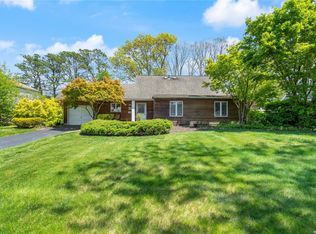 69 Matsunaye Dr, Medford, NY 11763