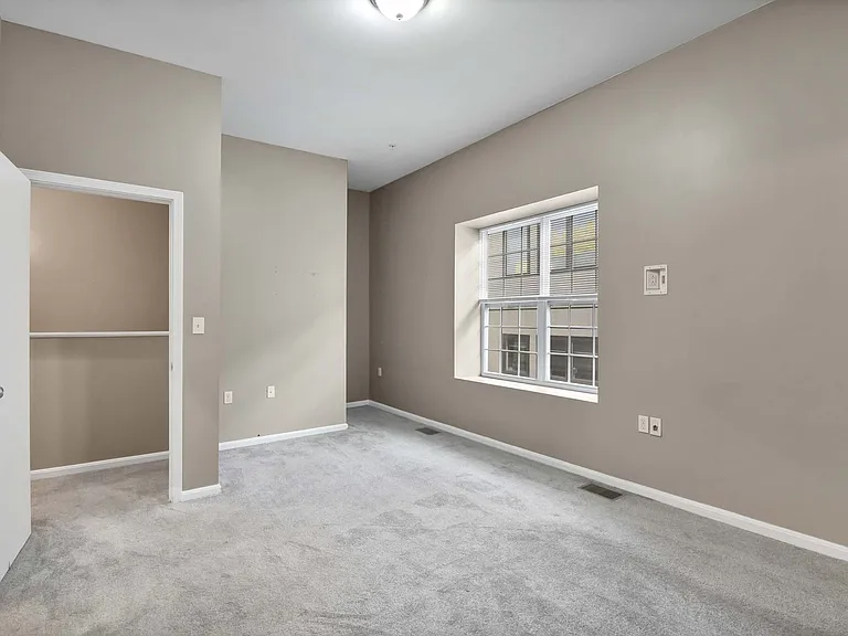 Columbus Lofts — Photo 26