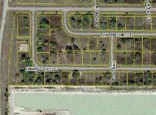 8018 Sunrise Cir, Labelle, FL 33935
