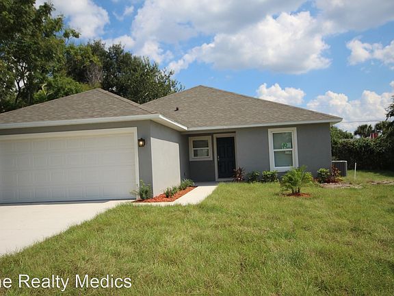 3rd image of 723 Leland Dr