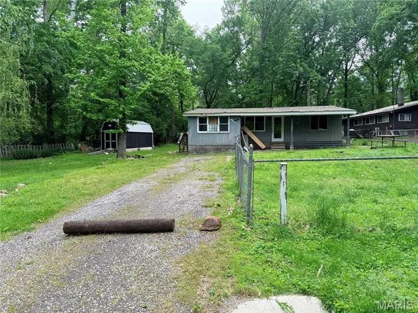 80 N Miramiguoa Dr, Sullivan, MO 63080
