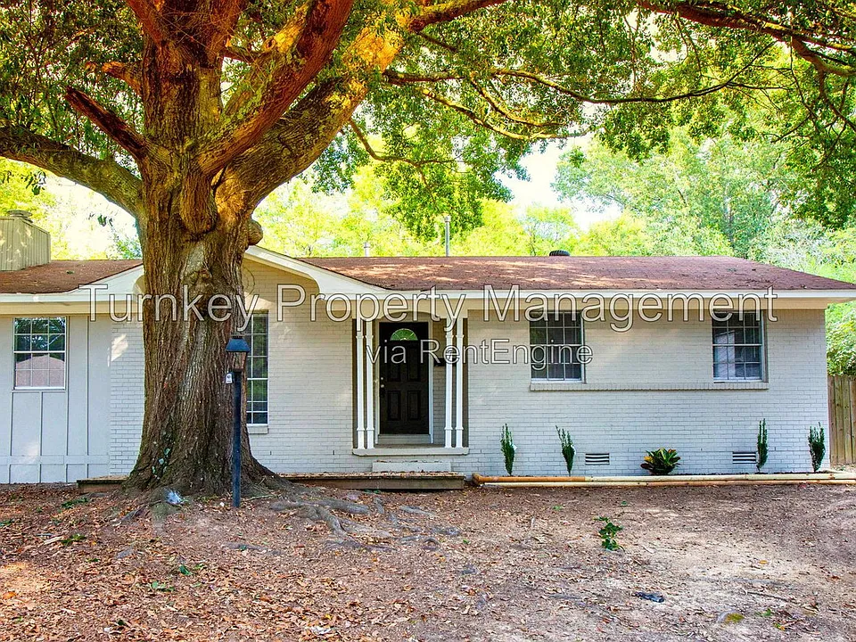 7 Wynne Cir