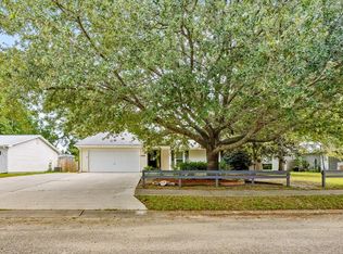 111 Cable Dr, Summerville, SC 29486