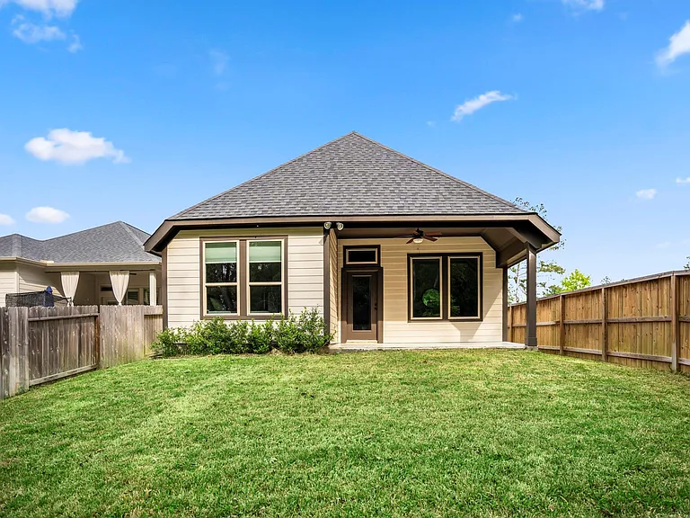 334 Topper Pines Dr — Photo 38