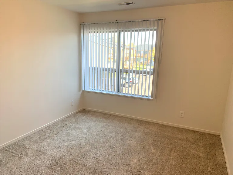 Grand Bend Club Apartments — Photo 31