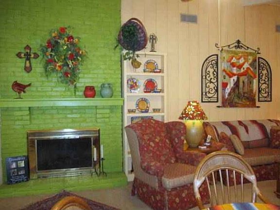 1513 Tanglewood West