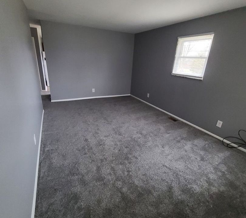 1st image of 7018 & 7020 S Manor Dr