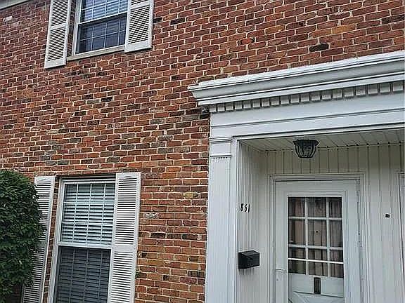 3rd image of 851 Clareridge Ln #851